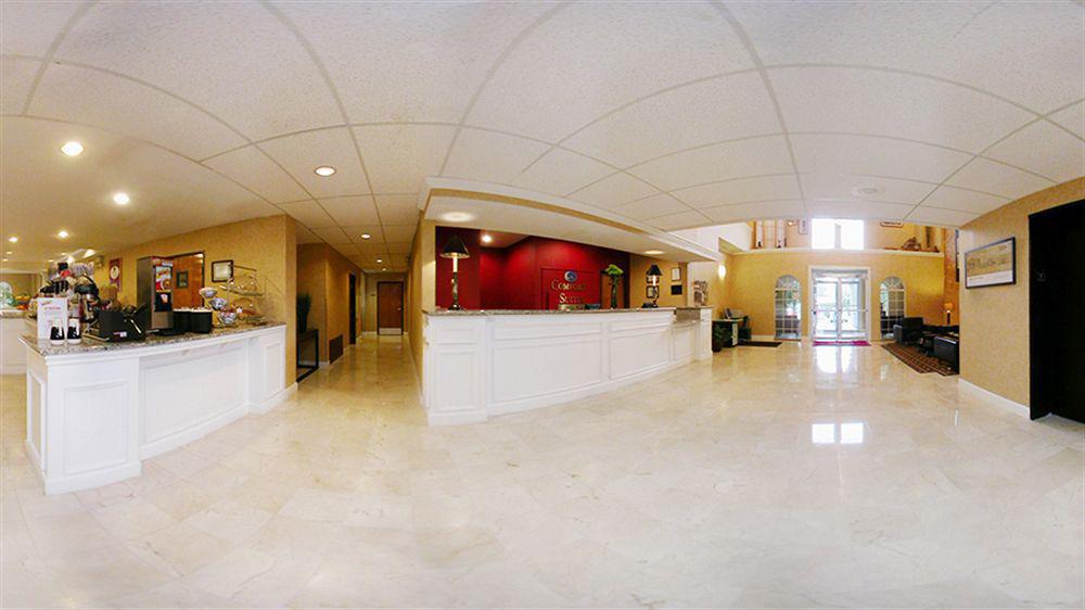 Quality Suites Irving-Las Colinas Exterior foto